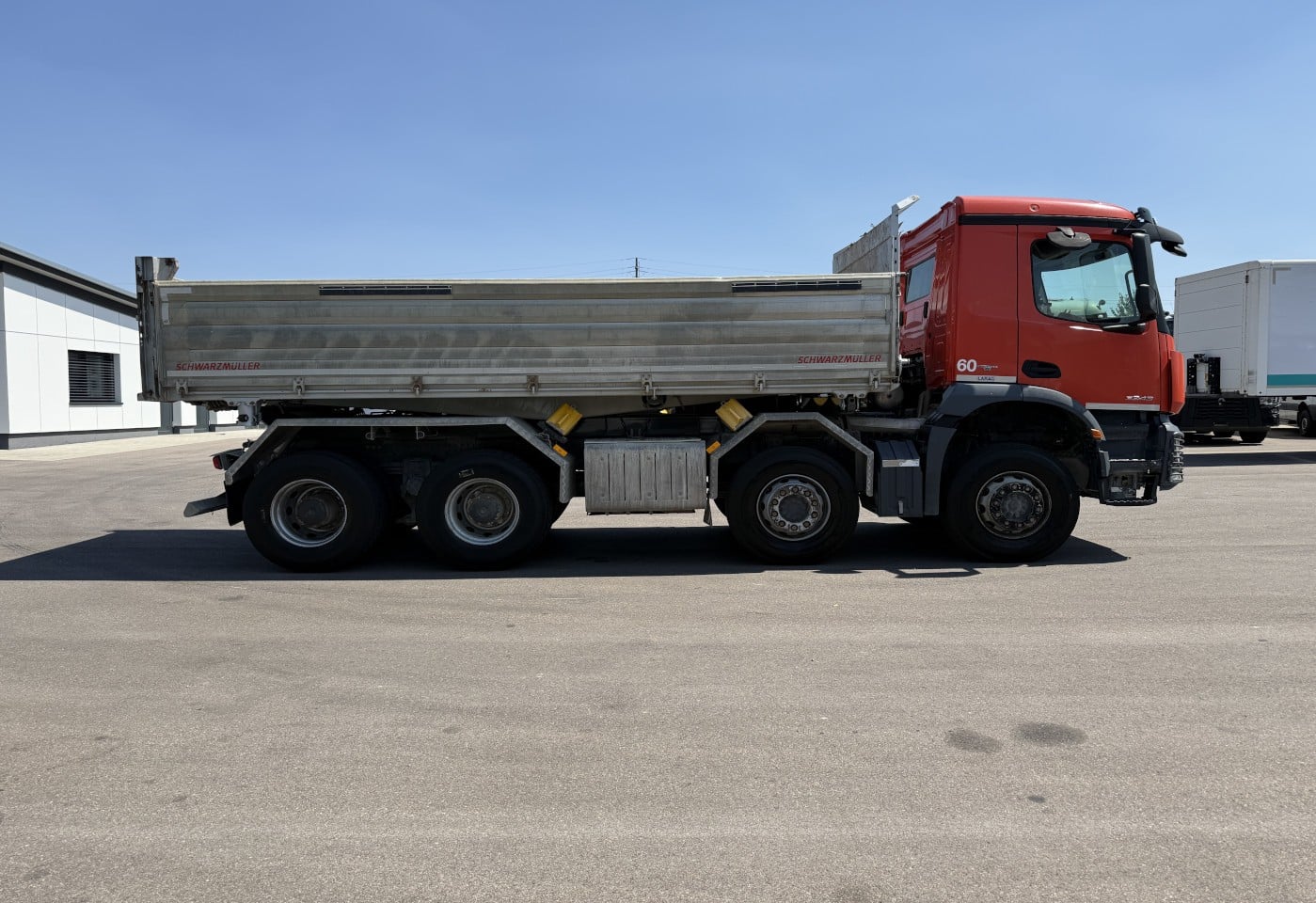 MOTO6625_3049550 vehicle image