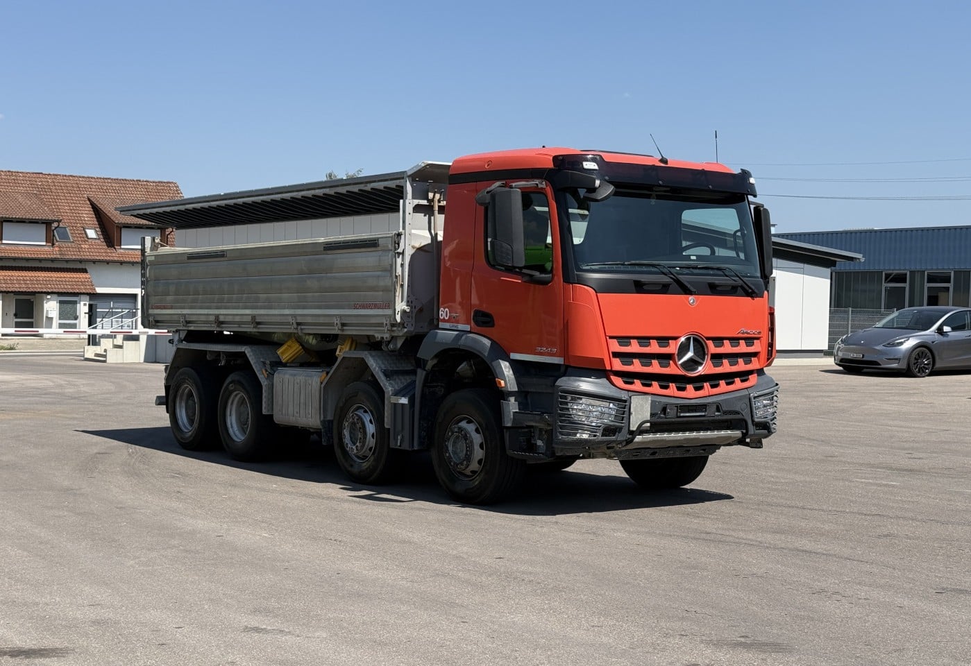 MOTO6625_3049550 vehicle image