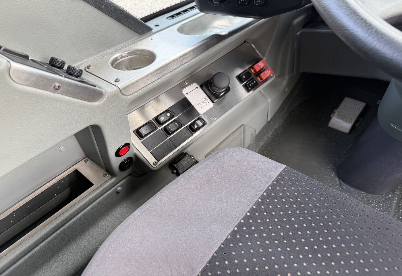 MOTO6625_3049919 vehicle image