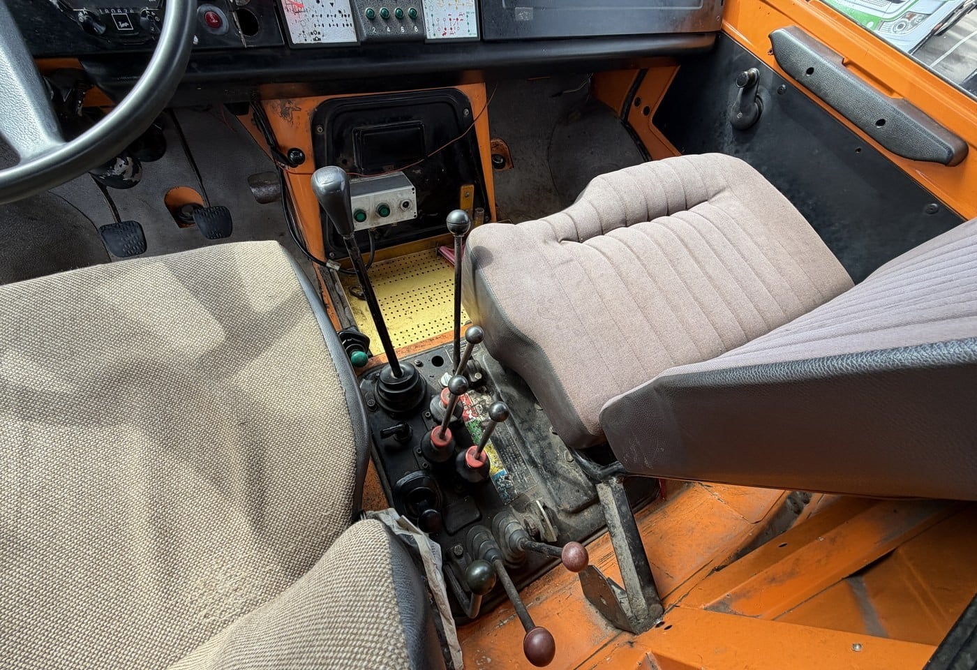 MOTO6625_3052764 vehicle image