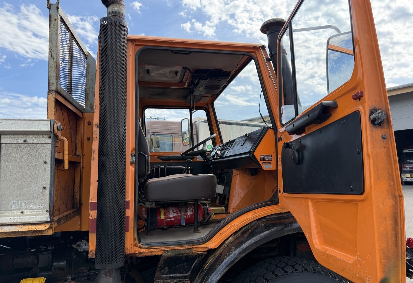 MOTO6625_3052764 vehicle image