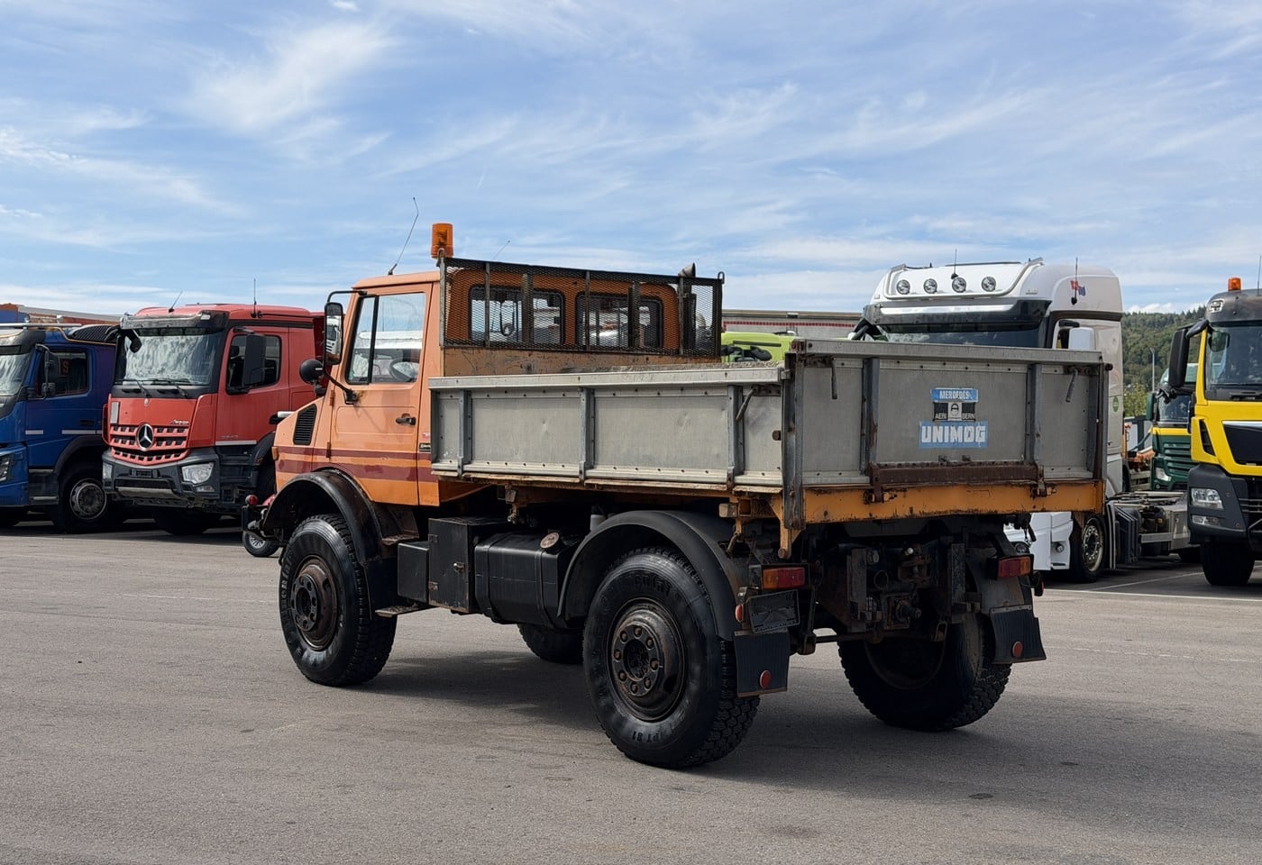 MOTO6625_3052764 vehicle image