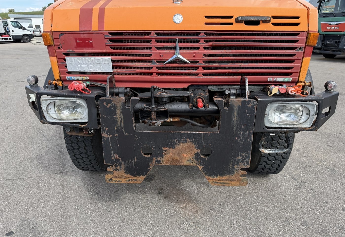 MOTO6625_3052764 vehicle image
