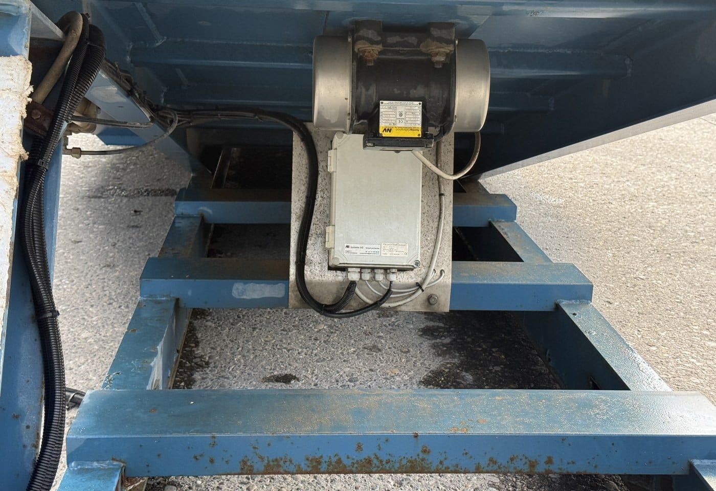MOTO6625_3052777 vehicle image