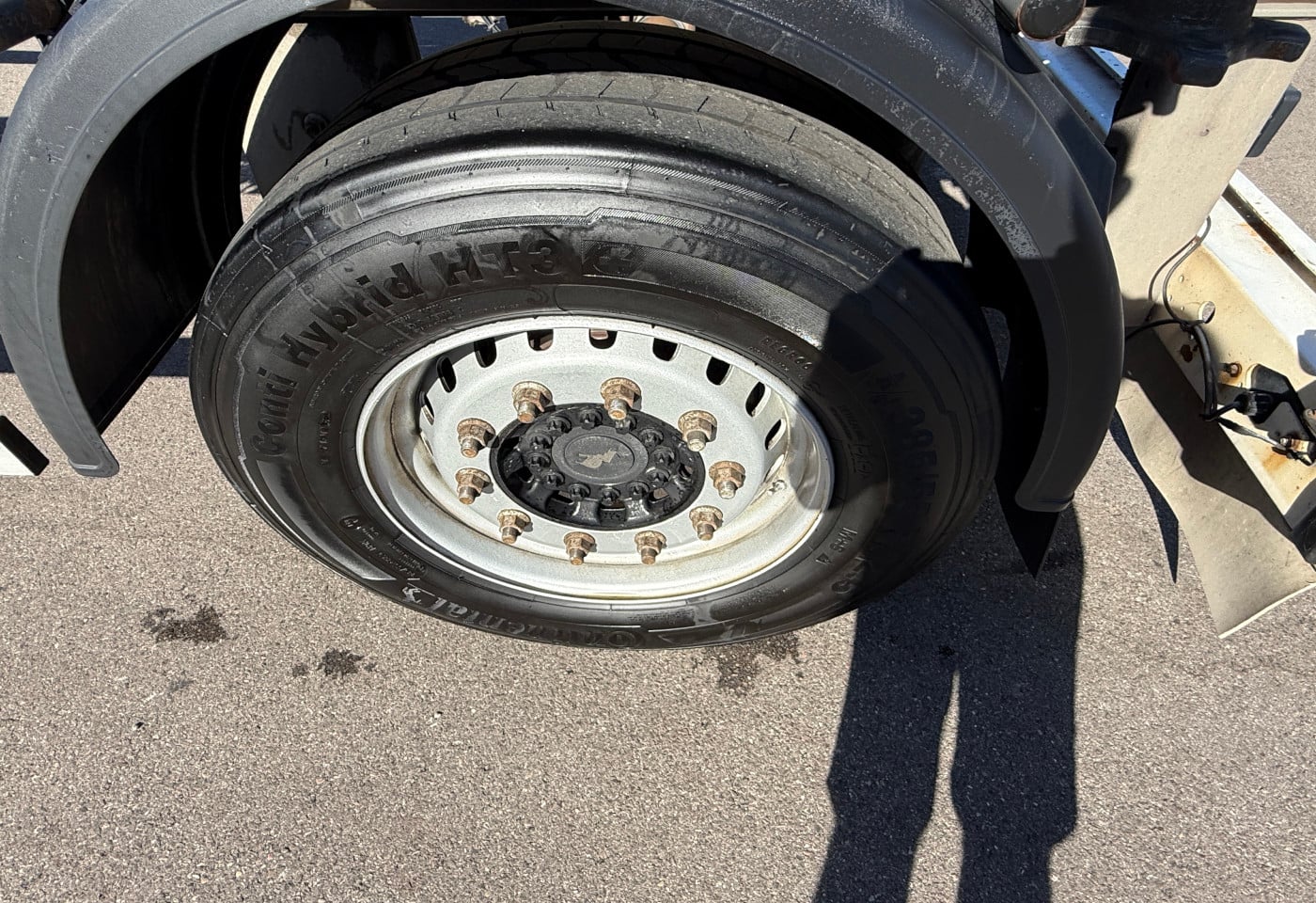 MOTO6625_3051617 vehicle image