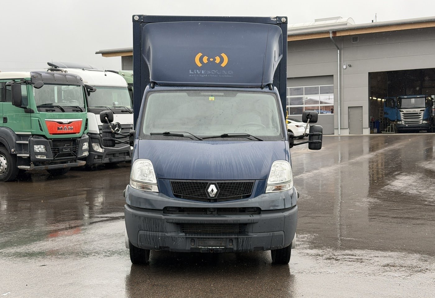 MOTO6625_3049519 vehicle image