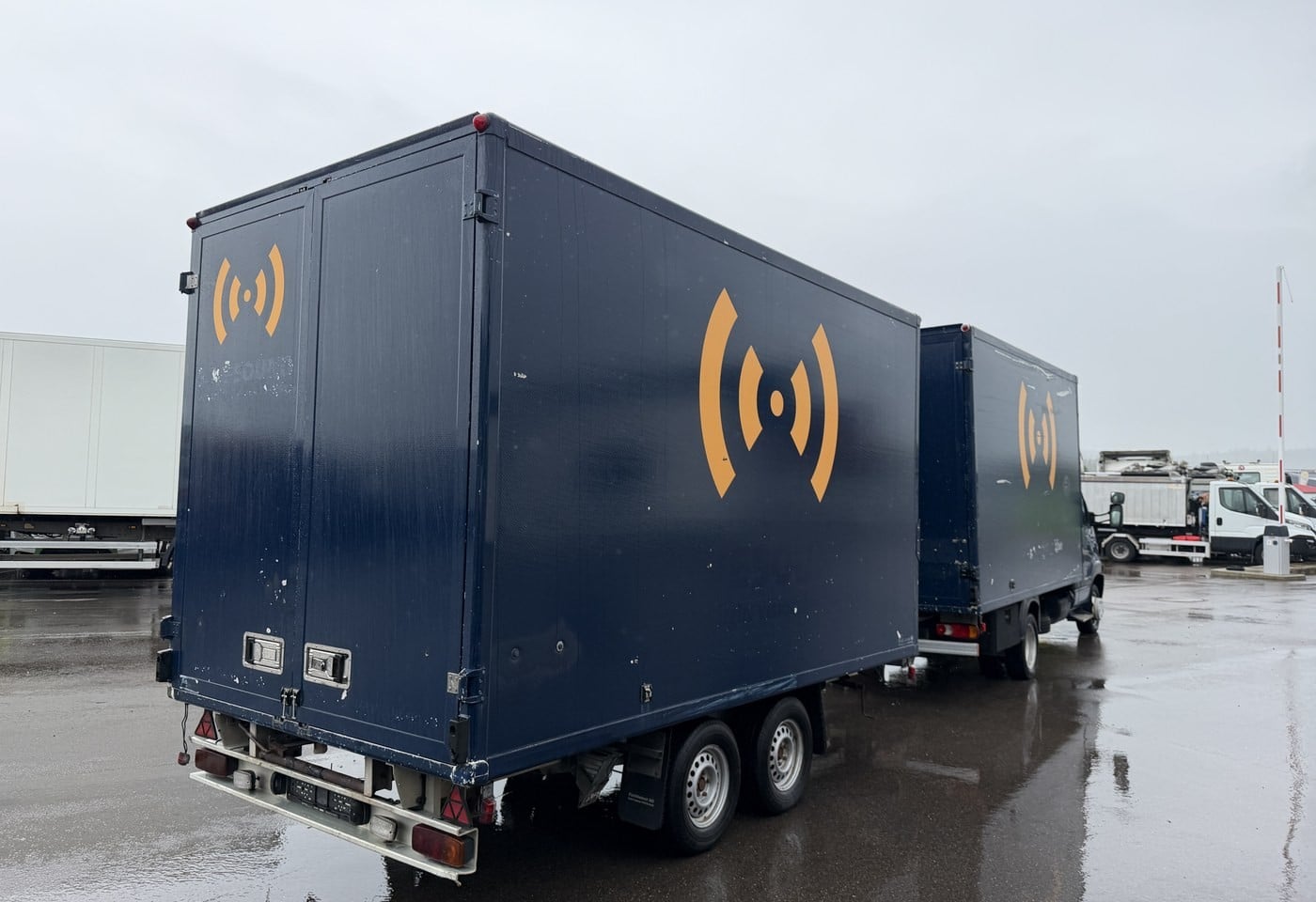 MOTO6625_3049519 vehicle image