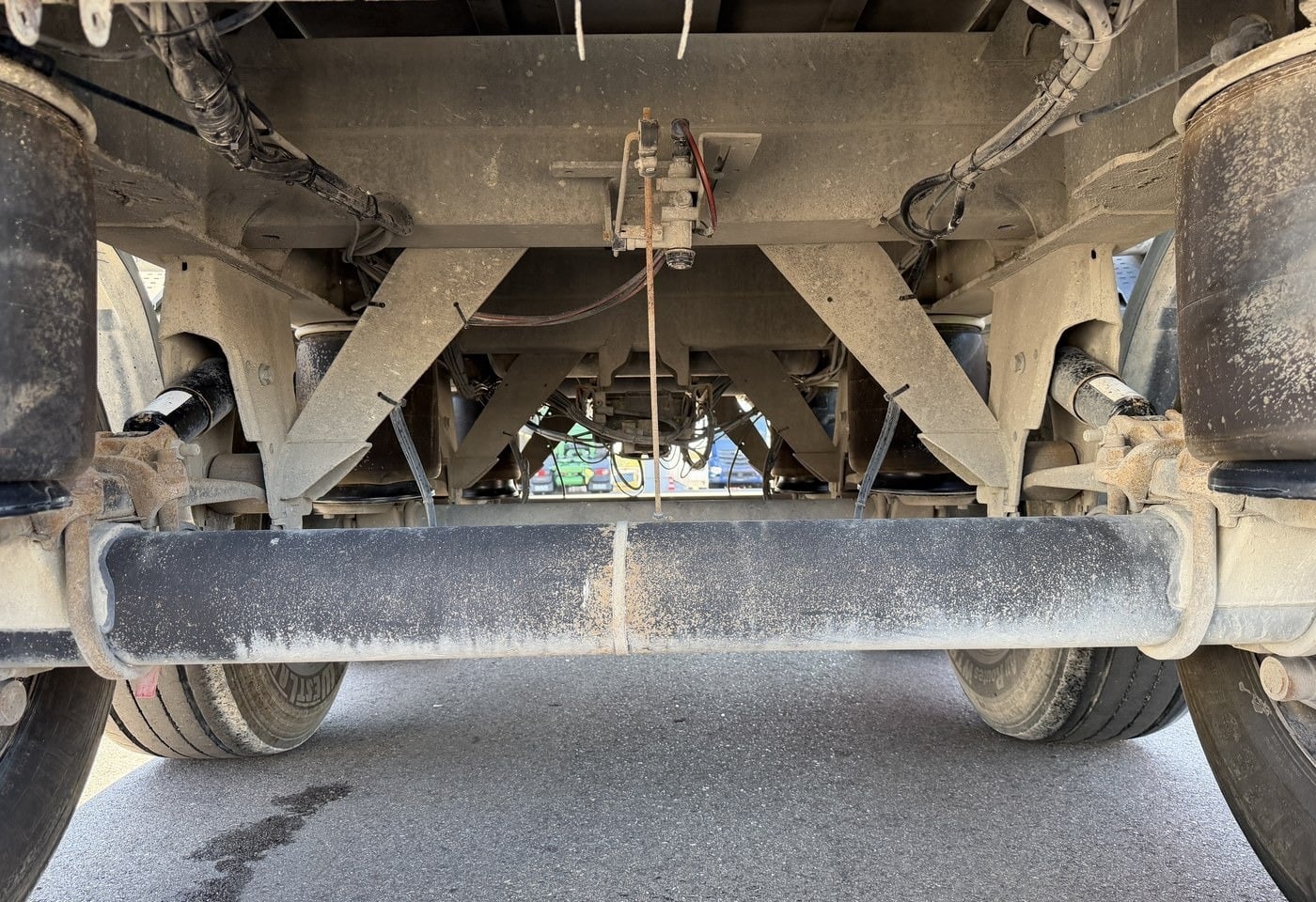 MOTO6625_3052394 vehicle image