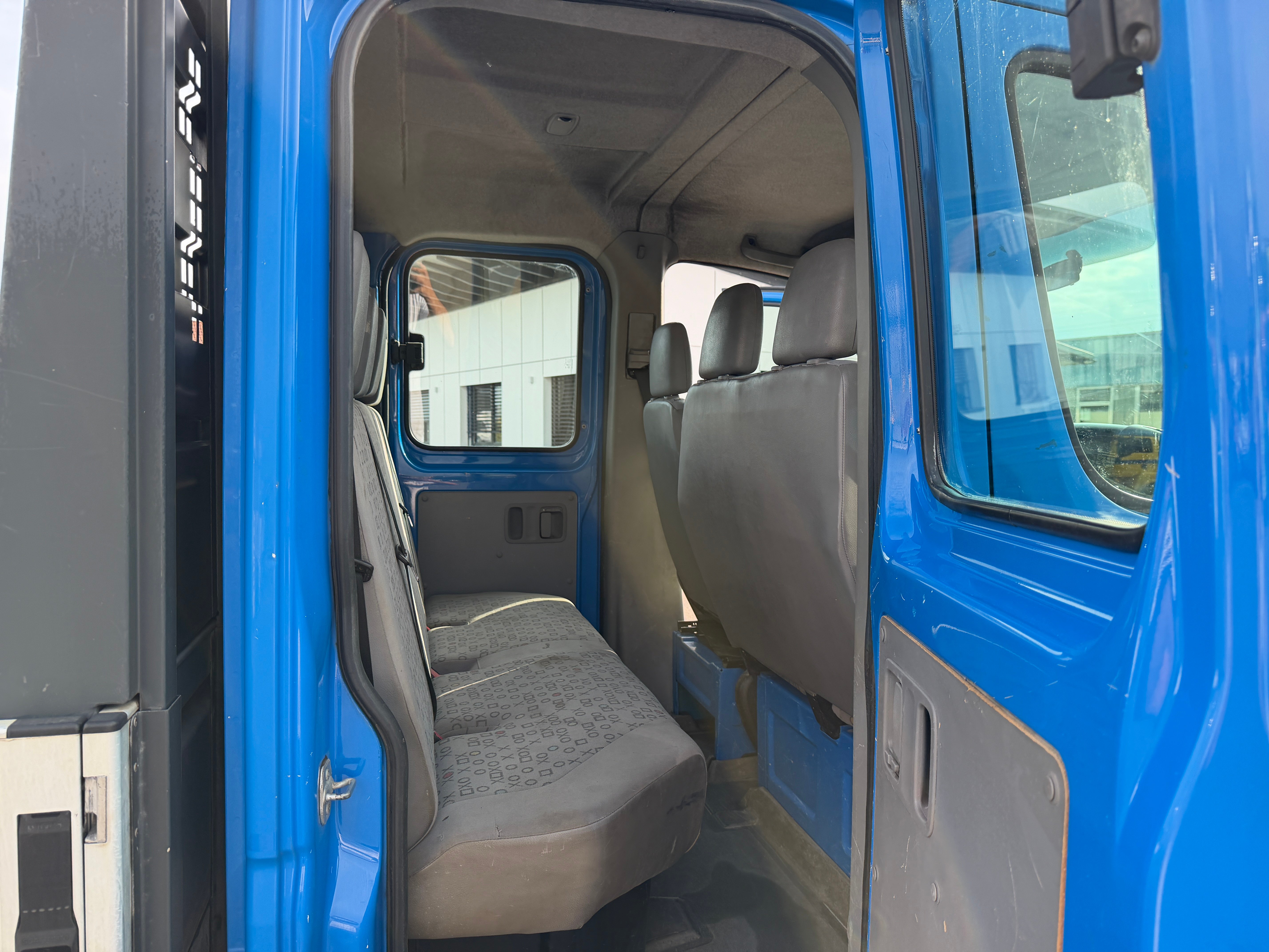 MOTO6625_3055706 vehicle image