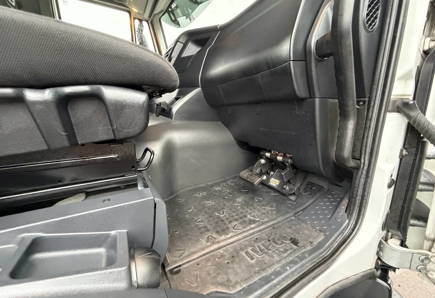 MOTO6625_3051624 vehicle image