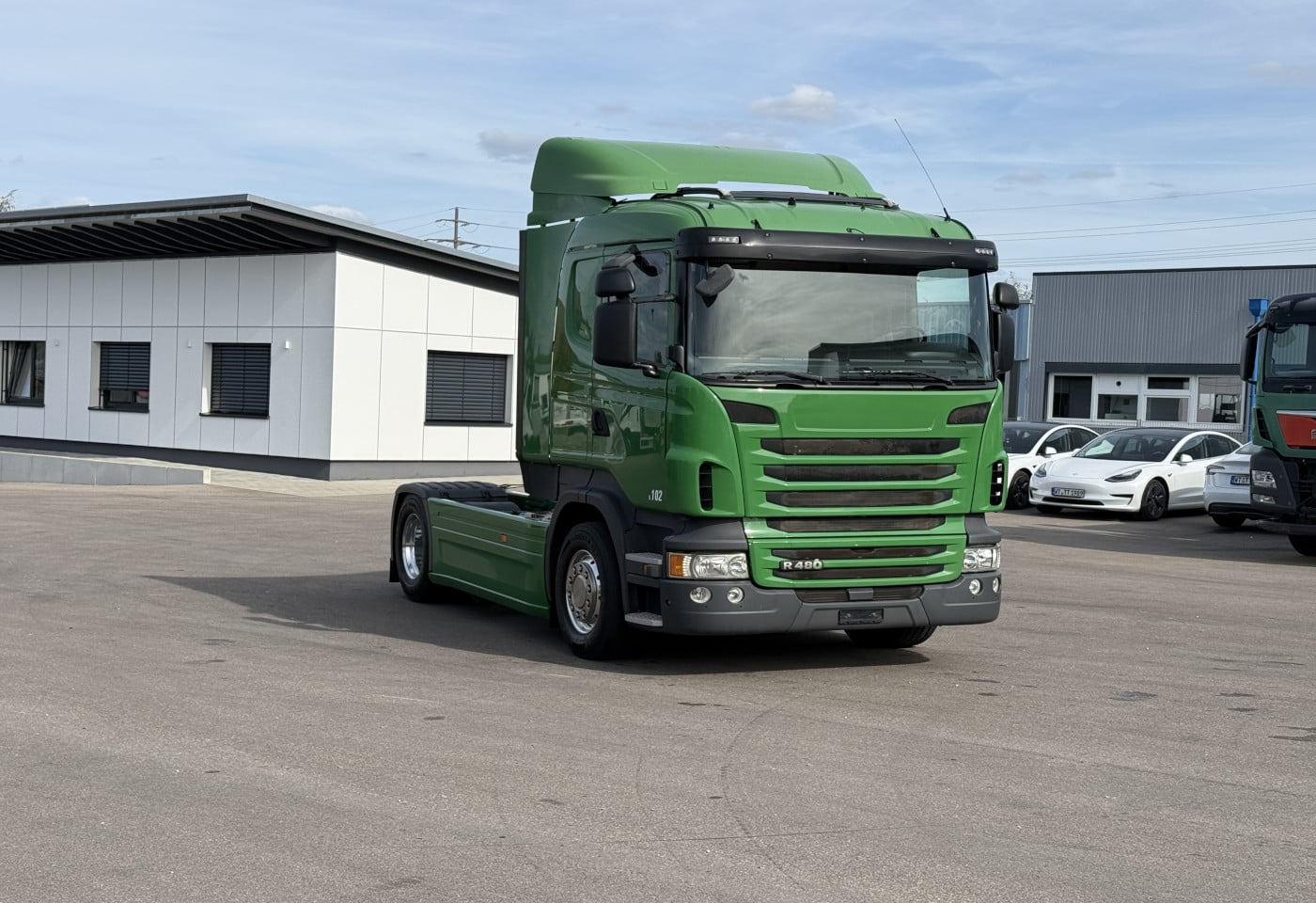 MOTO6625_3055217 vehicle image