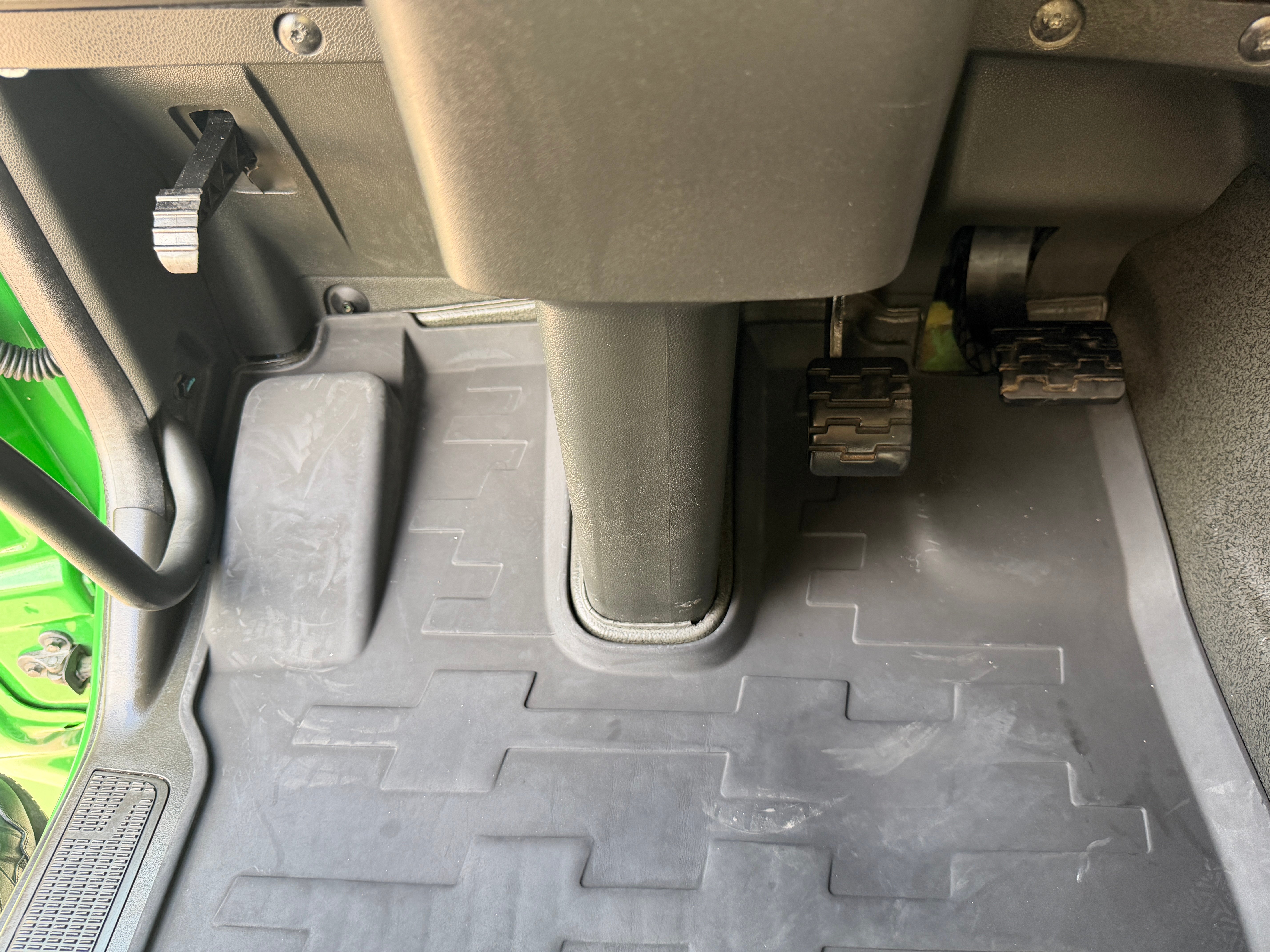 MOTO6625_3056683 vehicle image
