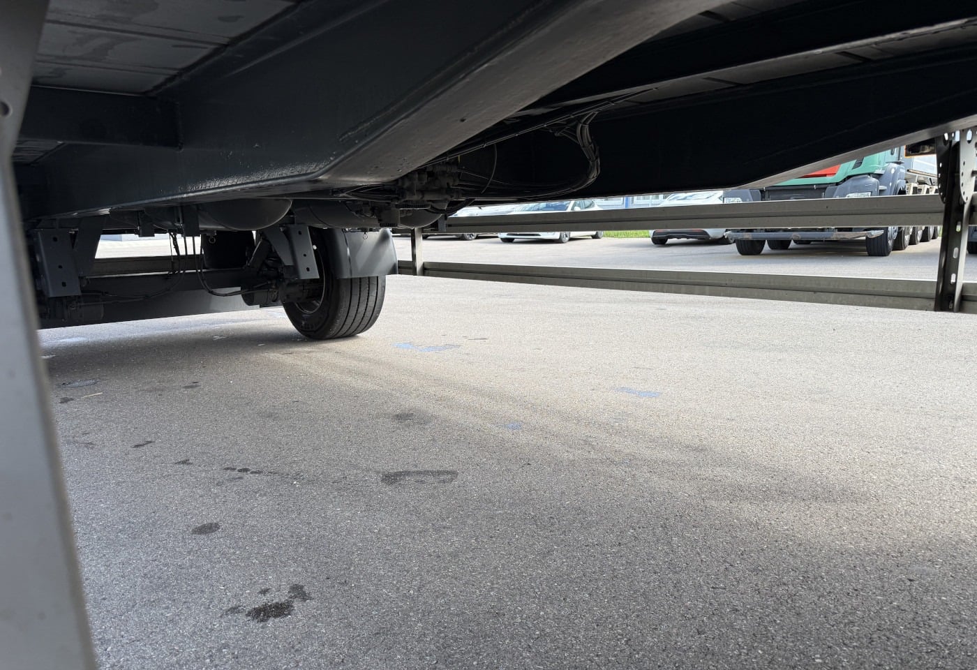 MOTO6625_3054643 vehicle image