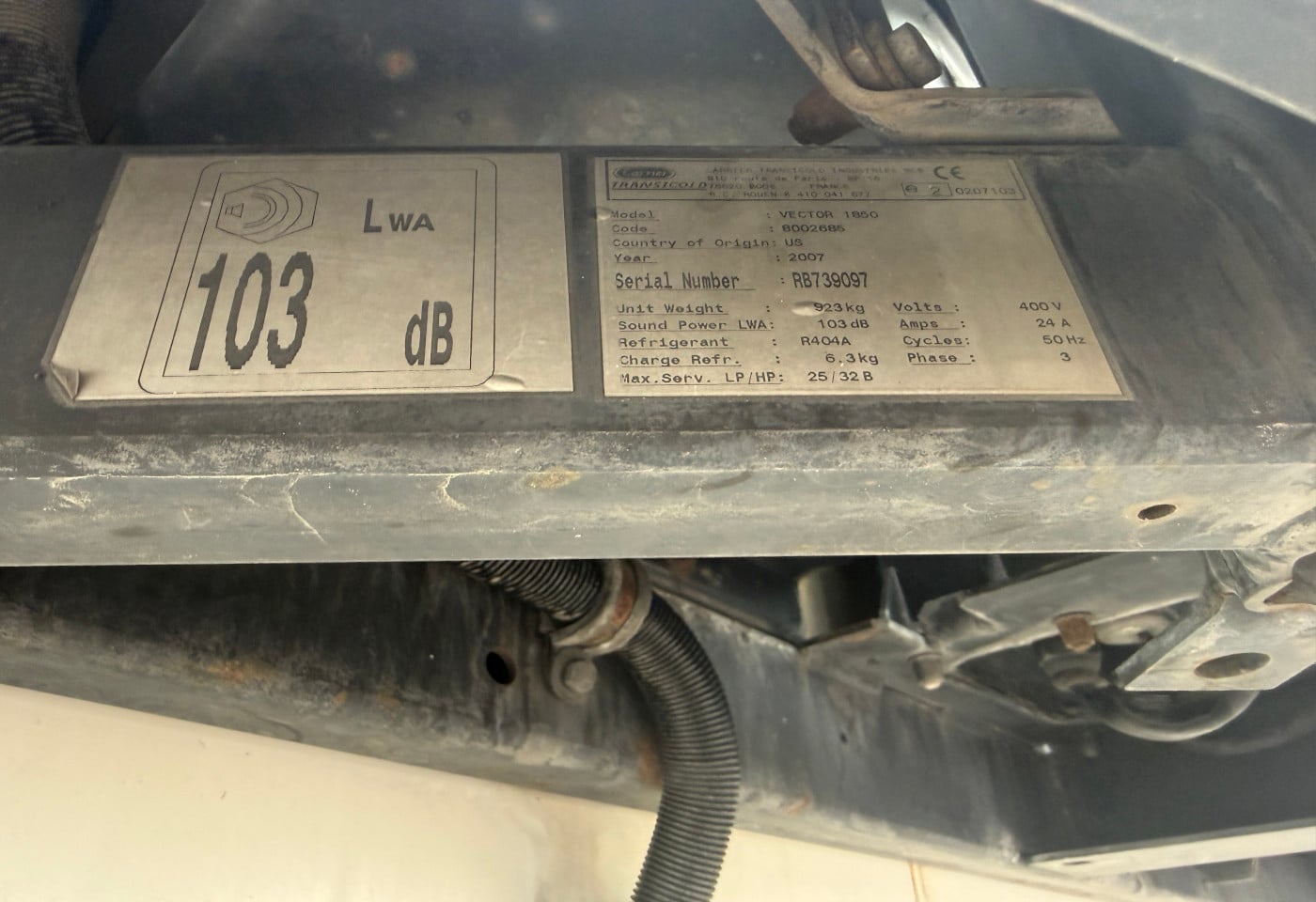 MOTO6625_3051991 vehicle image