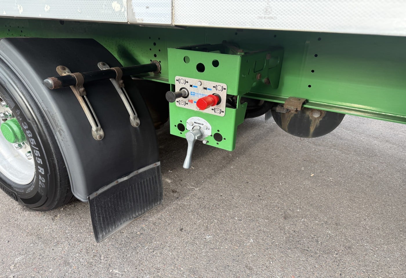 MOTO6625_3049510 vehicle image