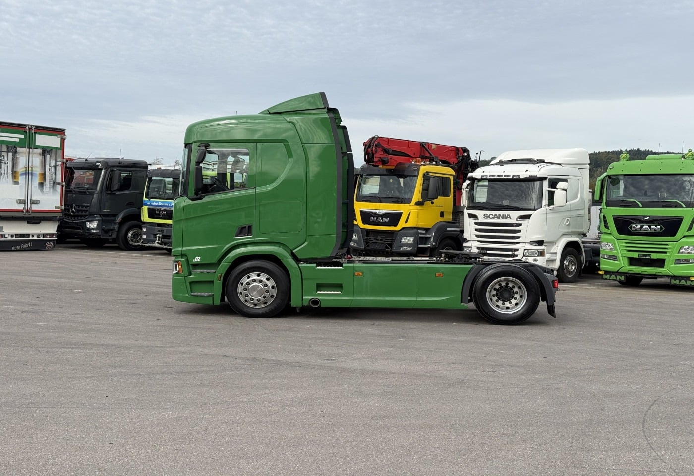 MOTO6625_3054430 vehicle image
