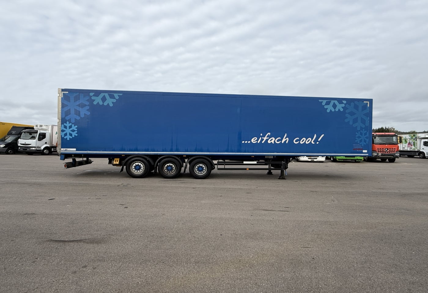 MOTO6625_3055719 vehicle image