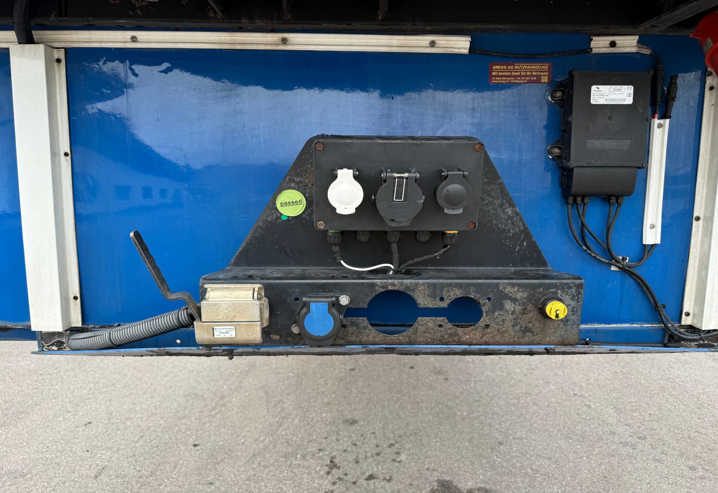 MOTO6625_3055719 vehicle image