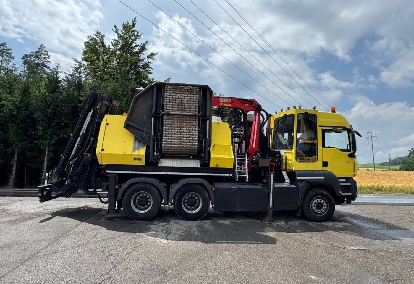 MOTO6625_3049507 vehicle image