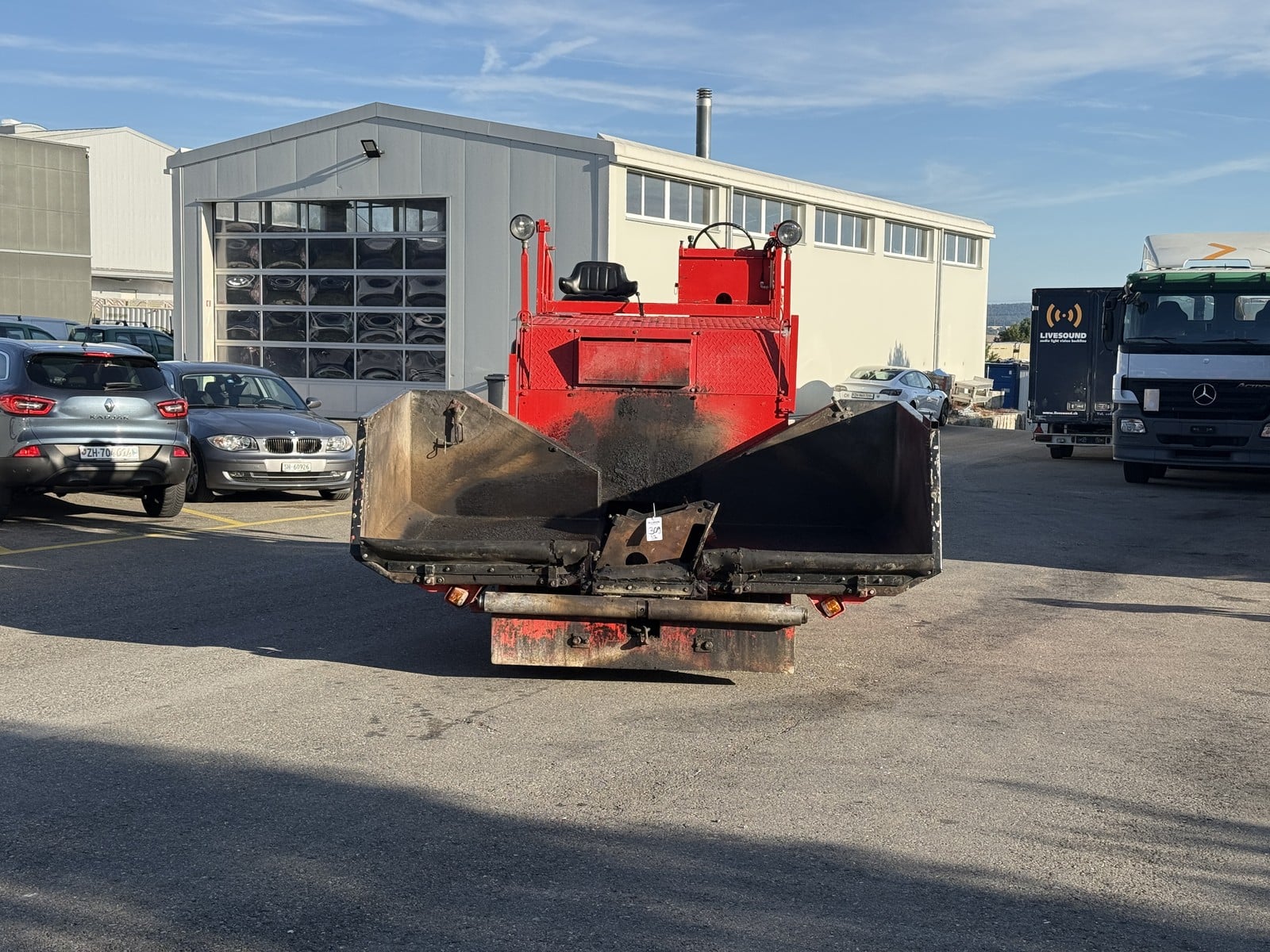 MOTO6625_3049534 vehicle image
