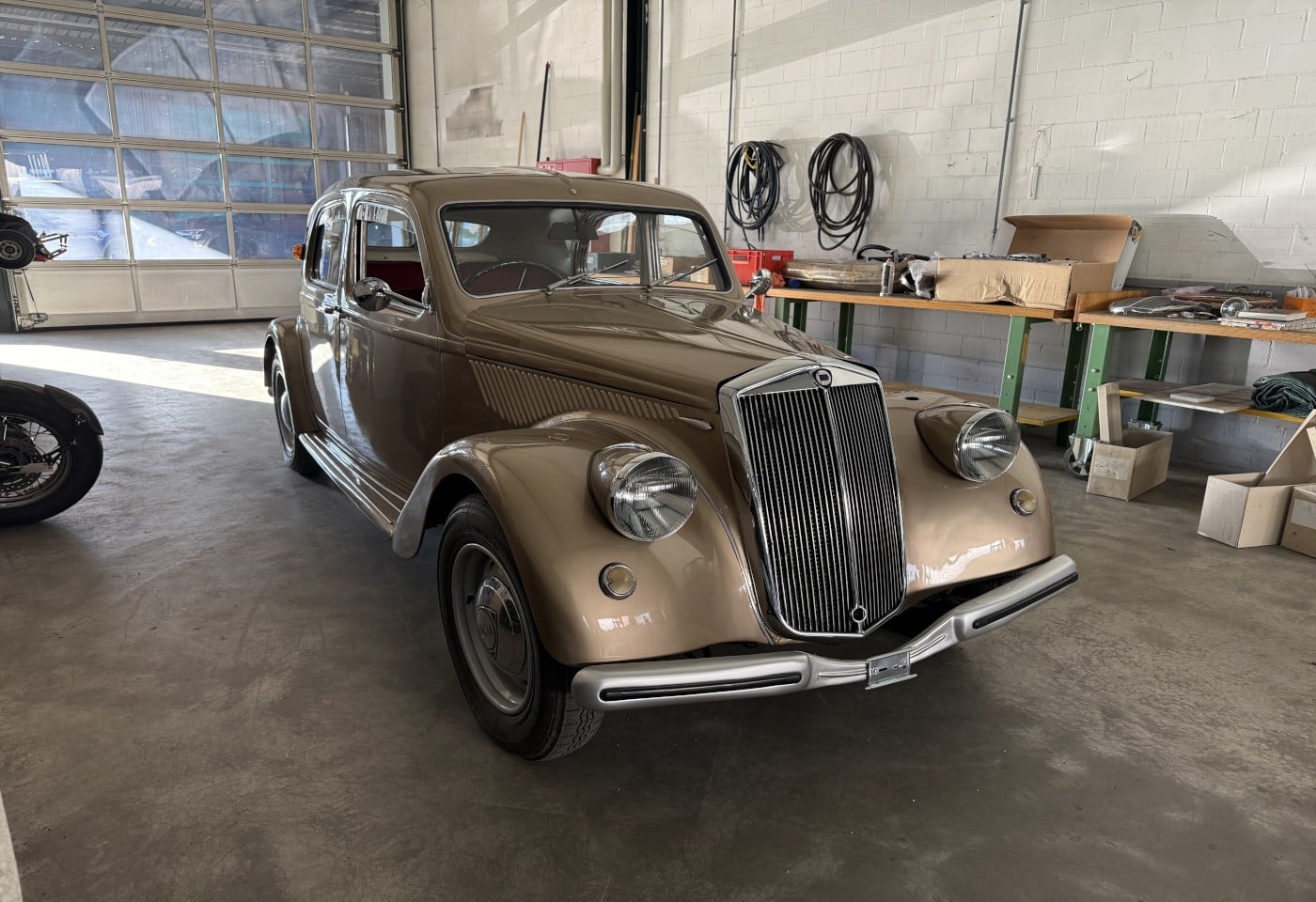 MOTO6625_3051211 vehicle image