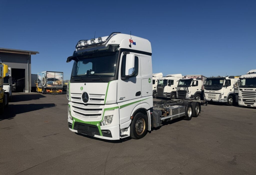 2013 Mercedes-Benz Actros 2545