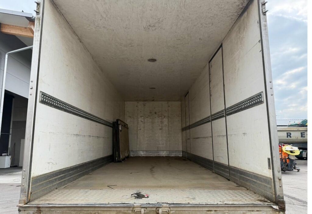Iveco 160E28 4x2