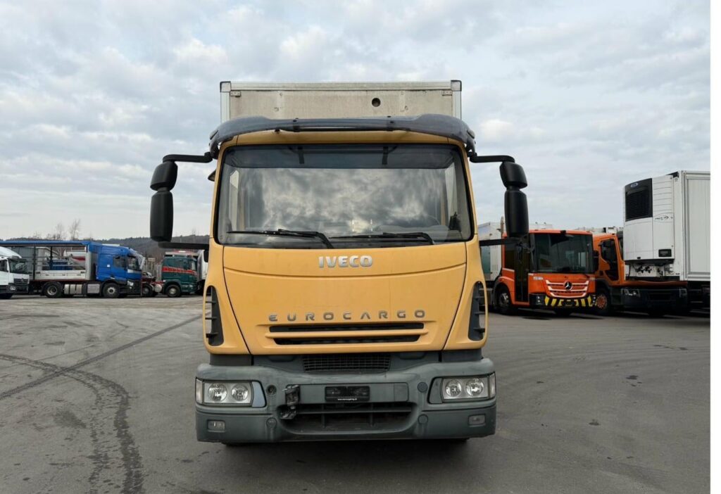 Iveco 160E28 4x2