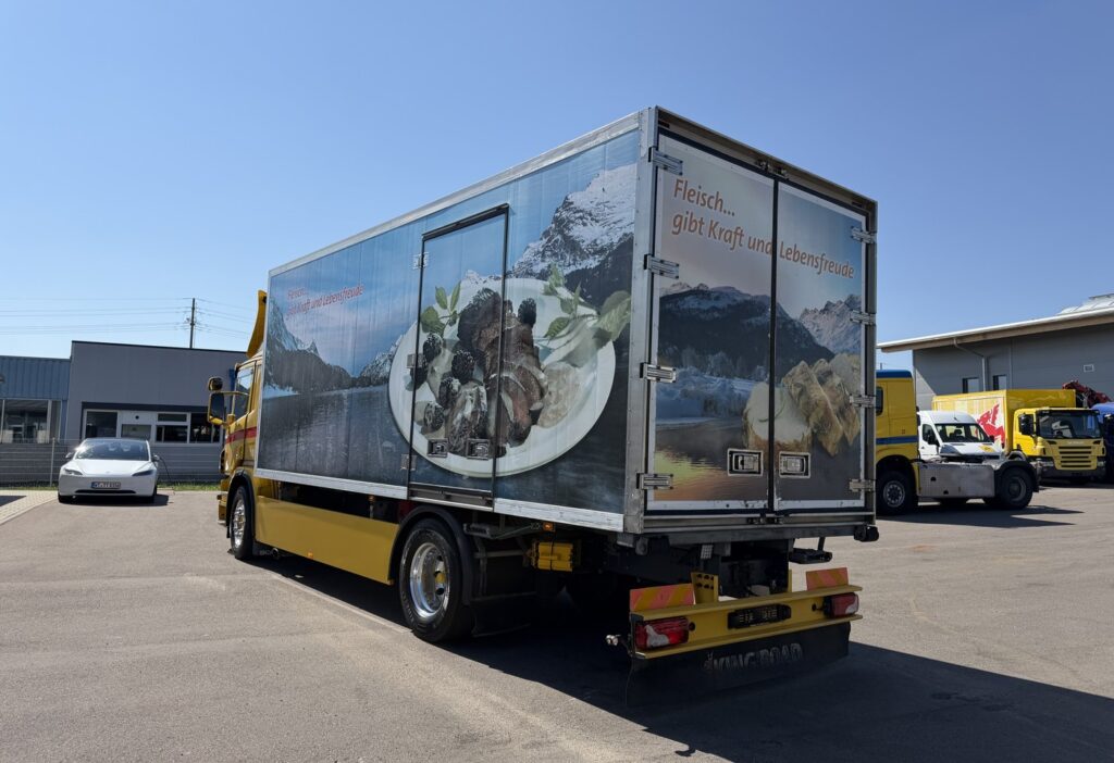 2014 Scania P 410 4x2 Thermoking