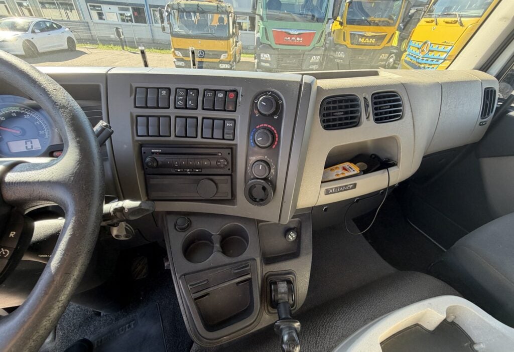 2013 Renault Midlum 270.14 L