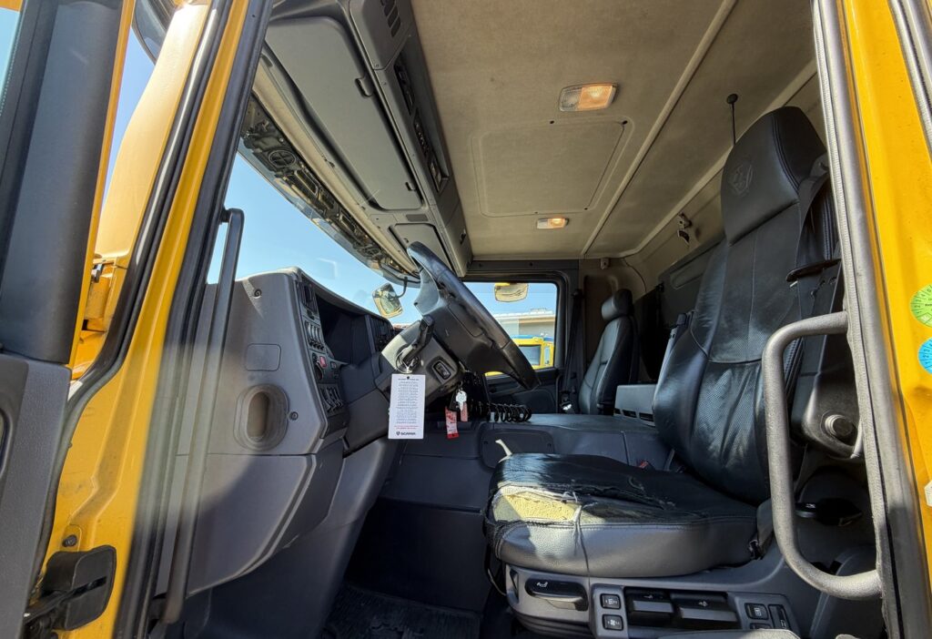 2014 Scania P 410 4x2 Thermoking