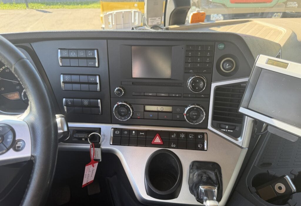 2013 Mercedes-Benz Actros 2545