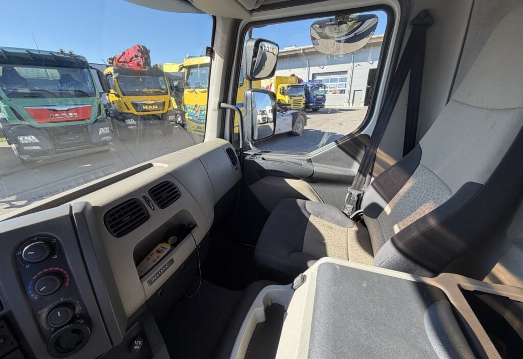 2013 Renault Midlum 270.14 L