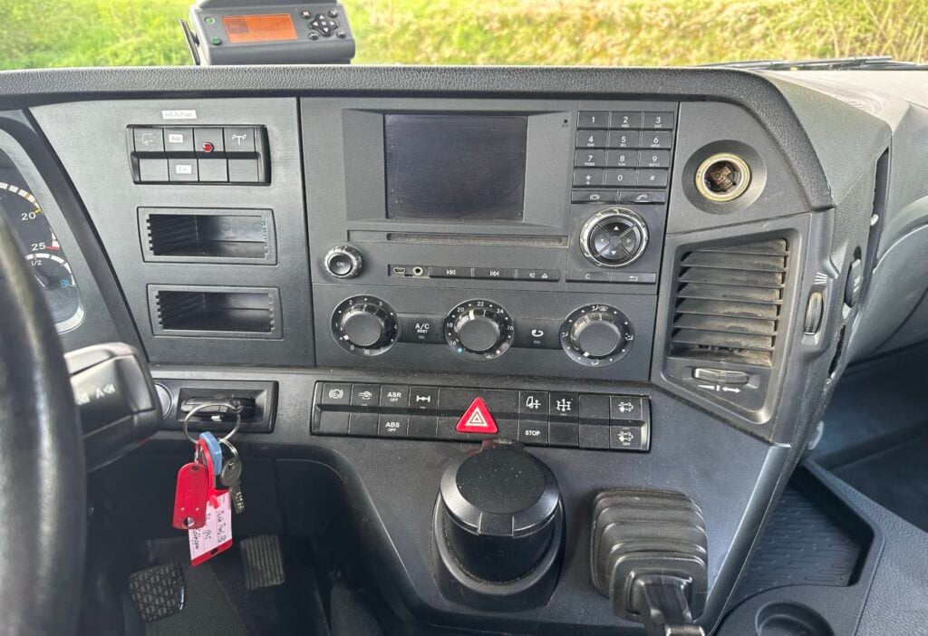 2015 MB-Arocs 1845 4x4 HAD SZM