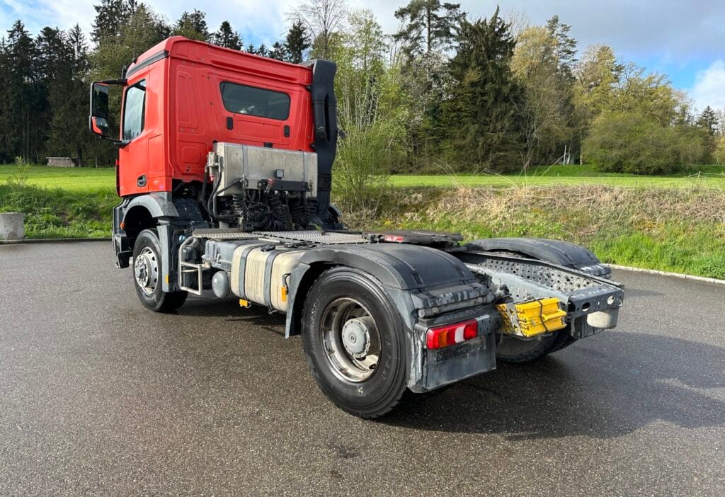 2015 MB-Arocs 1845 4x4 HAD SZM