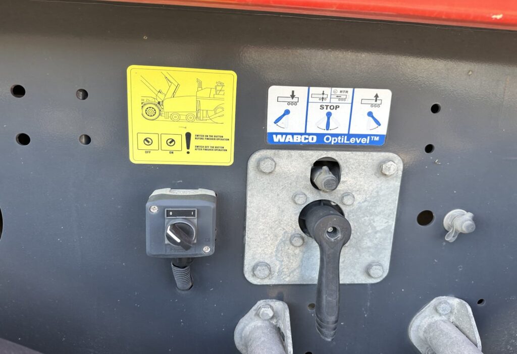 2021 Kaessbohrer Tipper XJ2 Top Zustand
