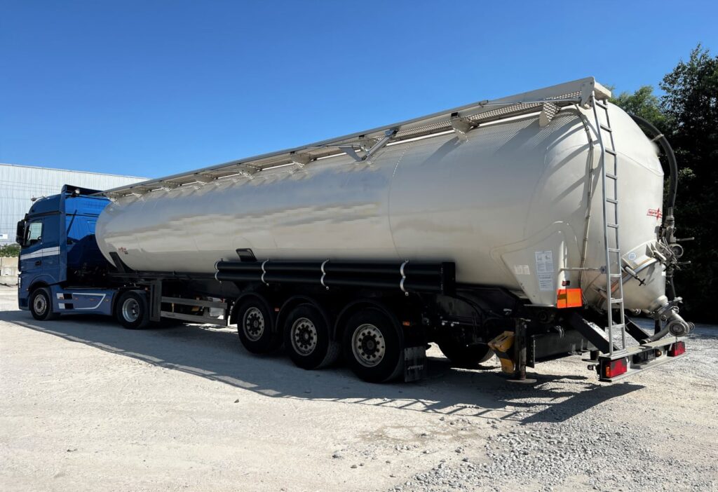 2005 Spitzer Silo Kipper SK2766CAL