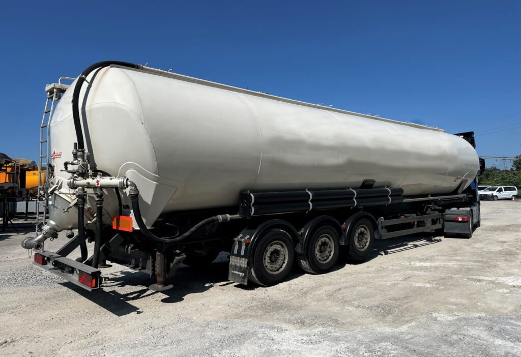 2005 Spitzer Silo Kipper SK2766CAL