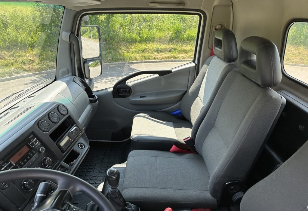2016 Renault D180.75 4x2 Chassis-Kabine