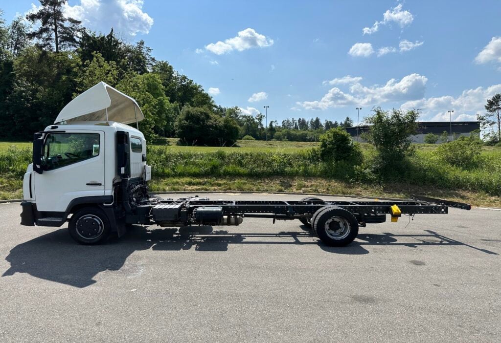 2016 Renault D180.75 4x2 Chassis-Kabine