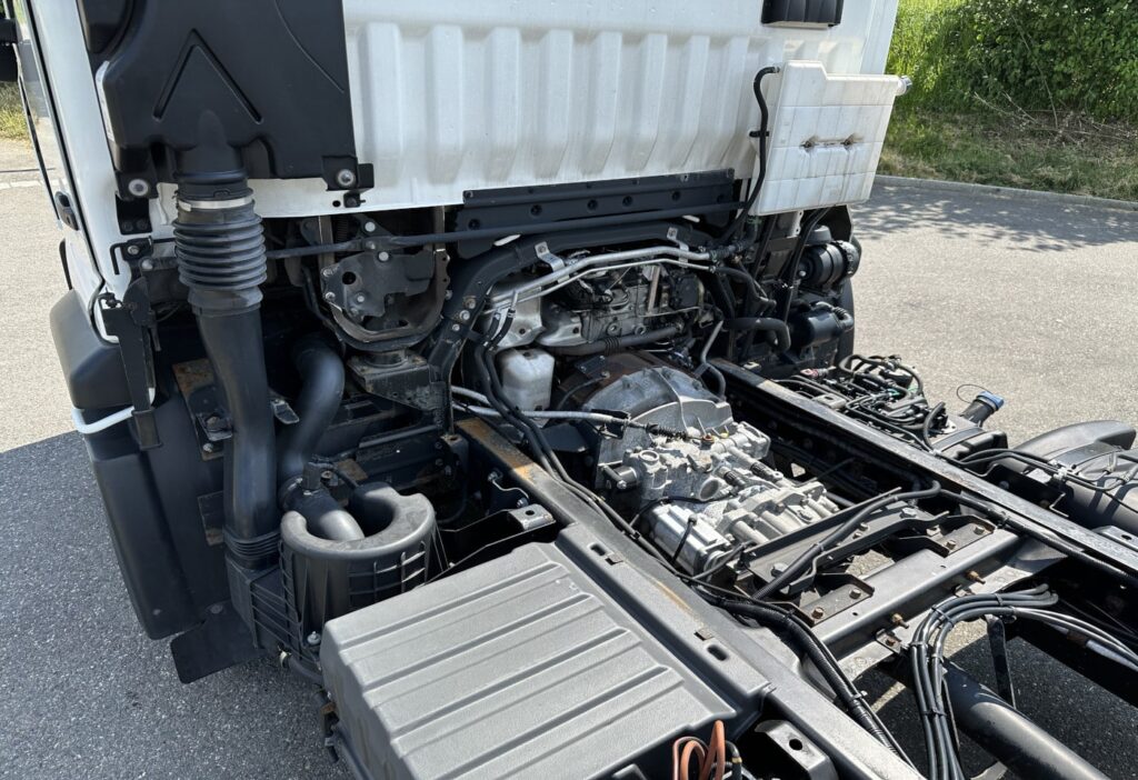 2016 Renault D180.75 4x2 Chassis-Kabine