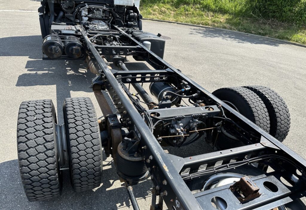 2016 Renault D180.75 4x2 Chassis-Kabine