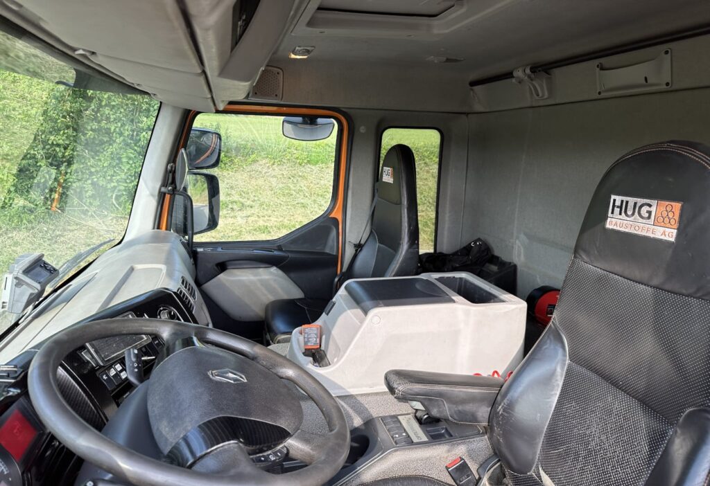 (D) 2012 Renault Premium 430 6x2 Brücke mit Ladekran
