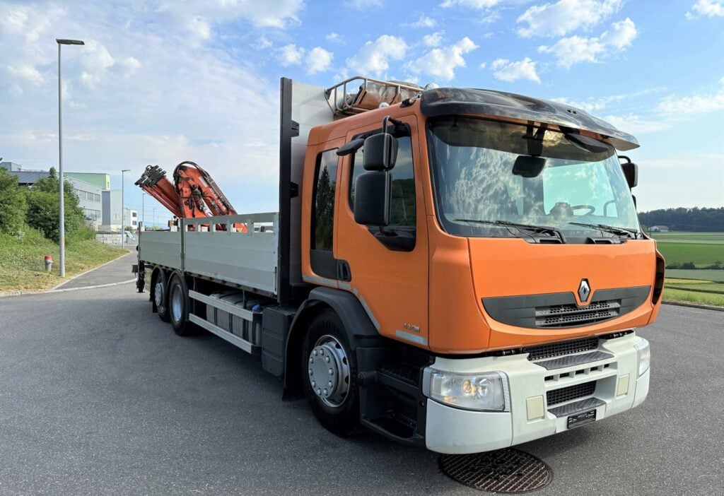 (D) 2012 Renault Premium 430 6x2 Brücke mit Ladekran