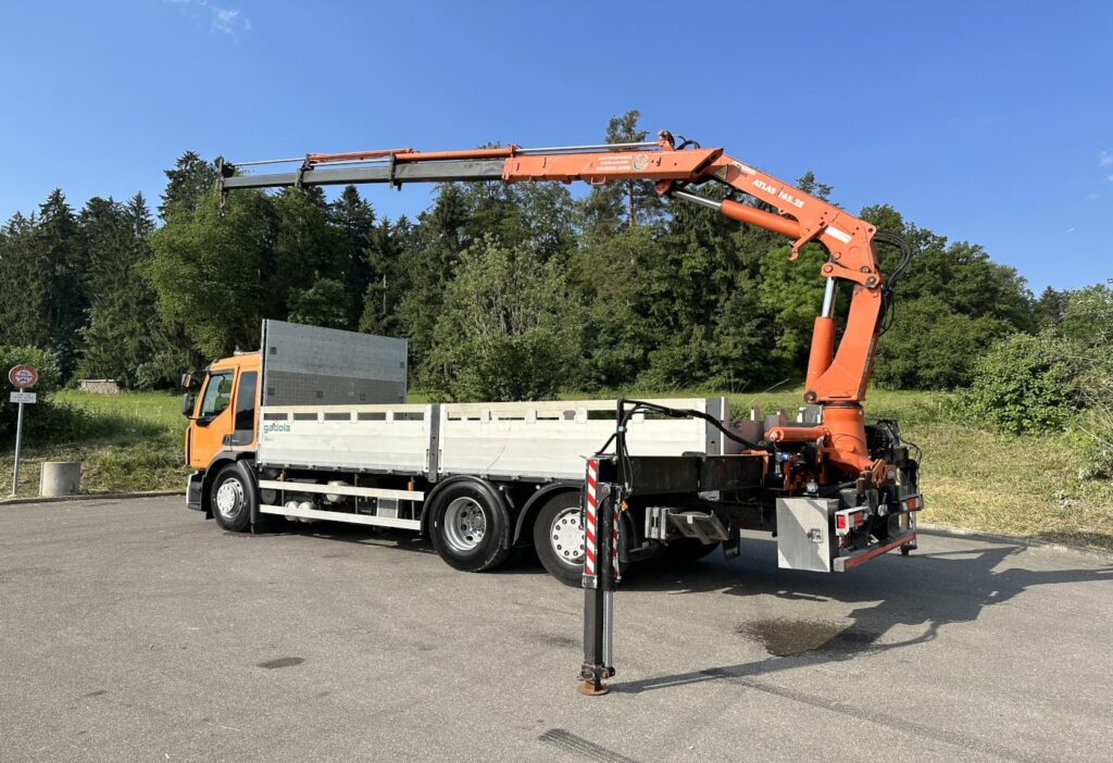 (D) 2012 Renault Premium 430 6x2 Brücke mit Ladekran