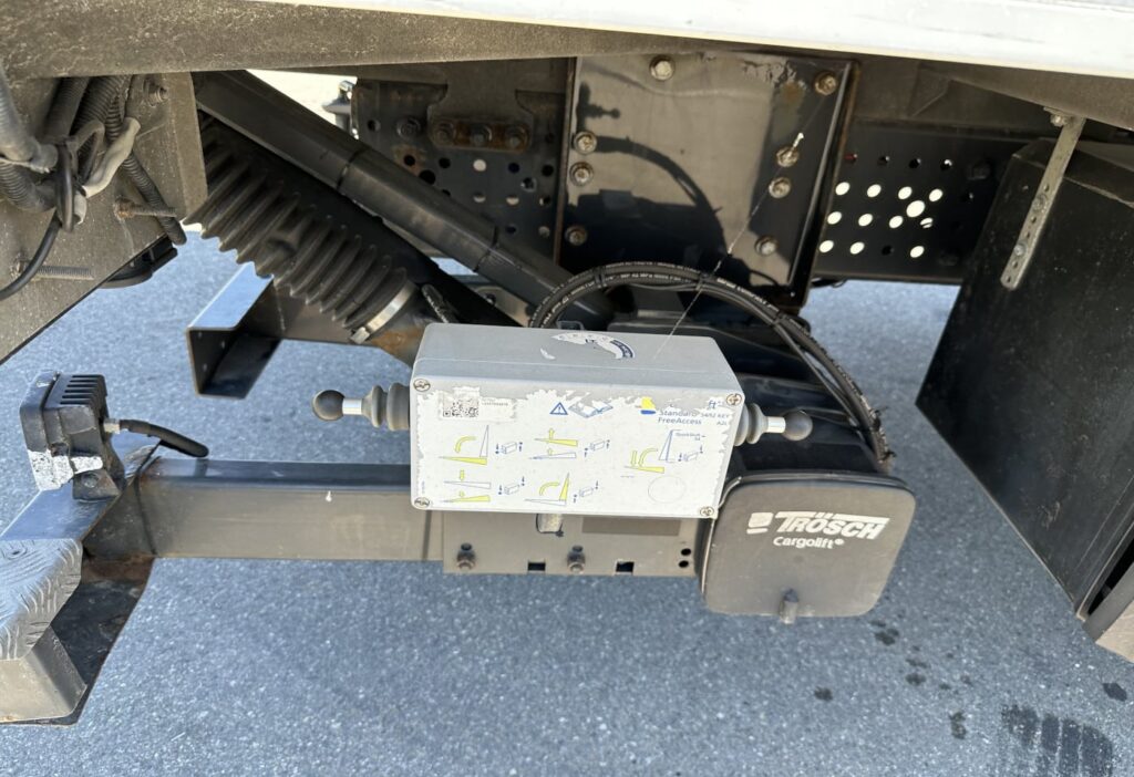 (D) 2014 MB-Antos 2540 6x2*4 Kühlkoffer/HB