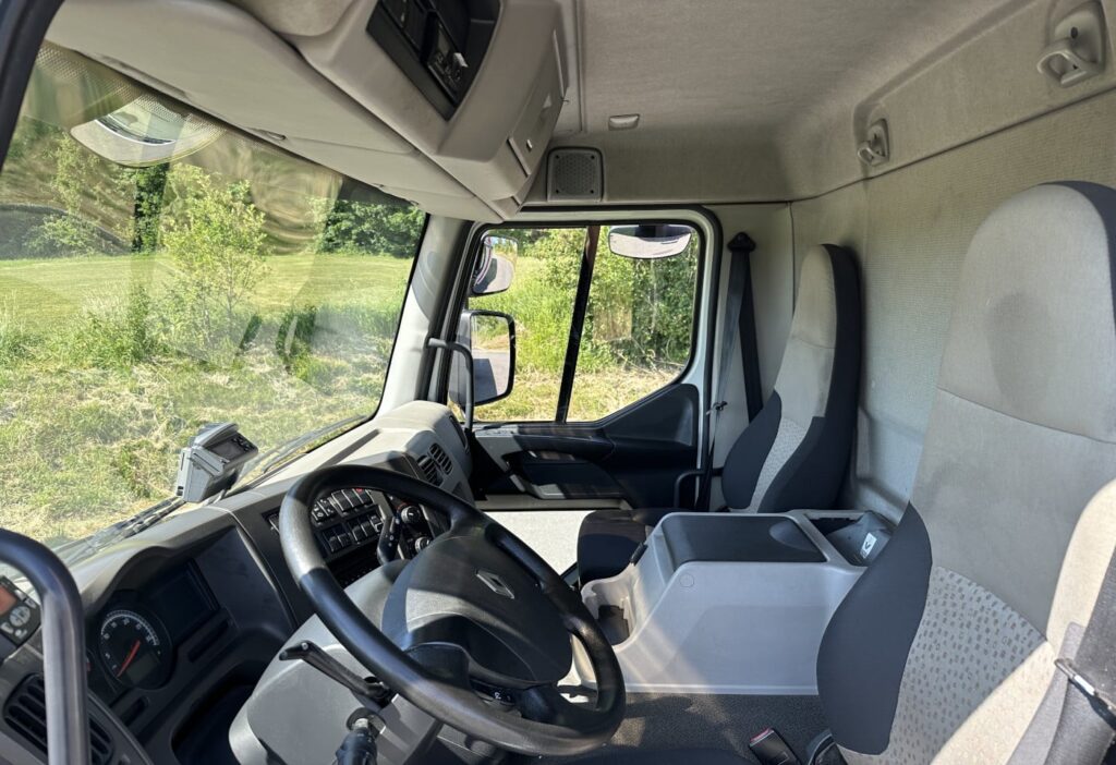 (D) 2008 Renault Midlum 220-12EL 4x2 Kühlkoffer/HB