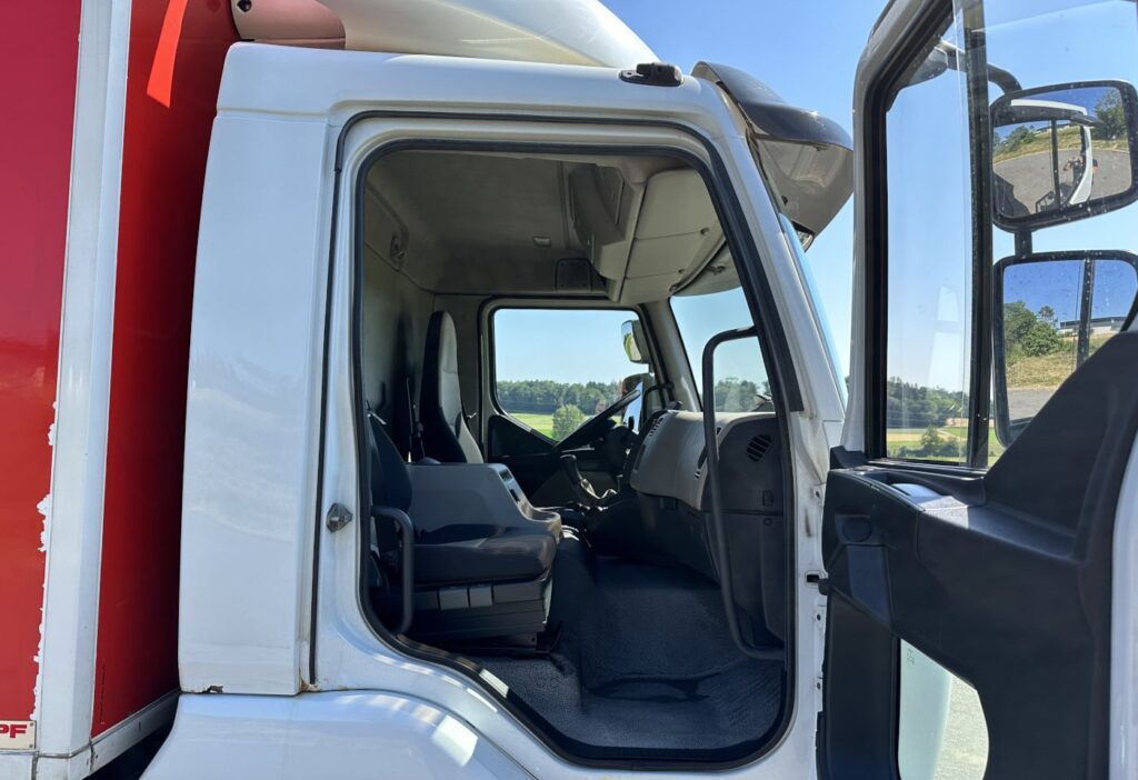 (D) 2008 Renault Midlum 220-12EL 4x2 Kühlkoffer/HB