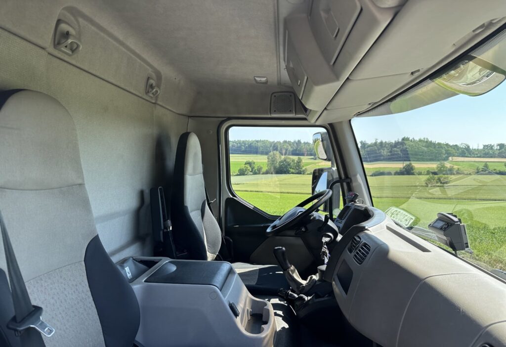 (D) 2008 Renault Midlum 220-12EL 4x2 Kühlkoffer/HB