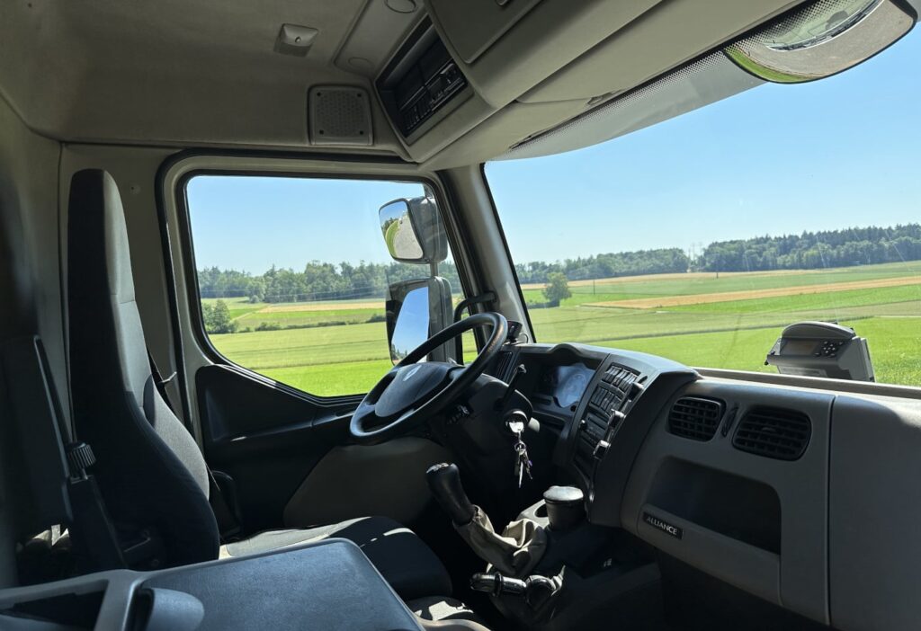 (D) 2008 Renault Midlum 220-12EL 4x2 Kühlkoffer/HB